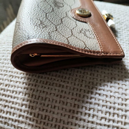 Christian Dior vintage beige honeycomb coin case wallet like new