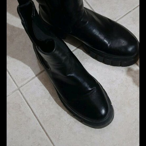 Booties army style like new, size 41, black with elastic