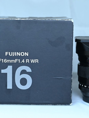 Fujifilm XF 16mm f1.4R WR lens like new