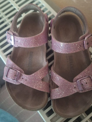 Πέδιλα Birkenstock μεταχειρισμένα, μέγεθος 27, λιλά με γκλίτερ