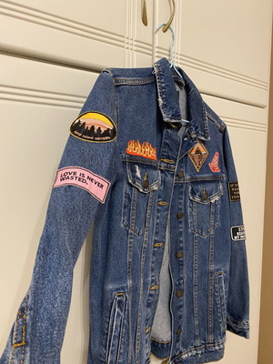 Bershka Denim jacket with patches, like new, size XS-S