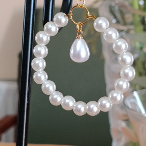 Handmade earrings with white pearl beads new