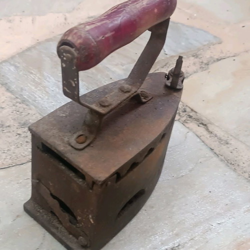 Charcoal iron used, old