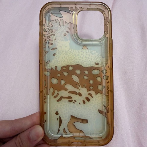 iPhone 12 cases used, pack of 7 pieces