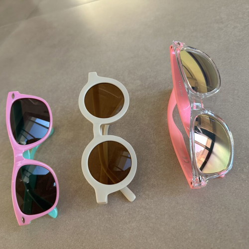 Children's sunglasses like new, set of 3