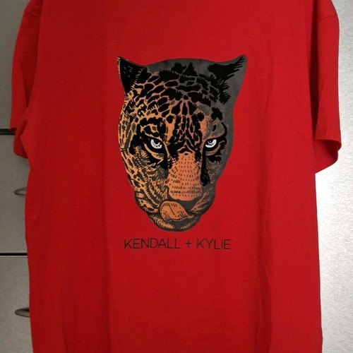 Kendall and Kylie women's t shirt red like new, oversize