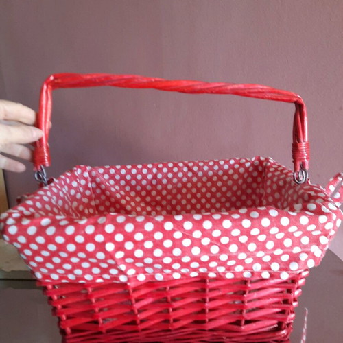 Easter basket used with removable fabric