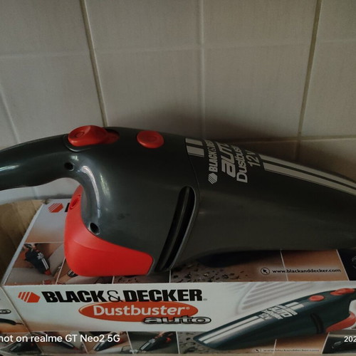 Black & Decker Auto Dustbuster 12V new in box