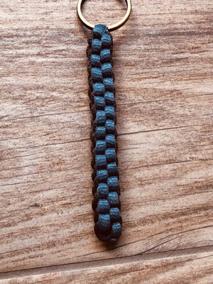 Ключодържател тип kubotan ръчно изработен като нов