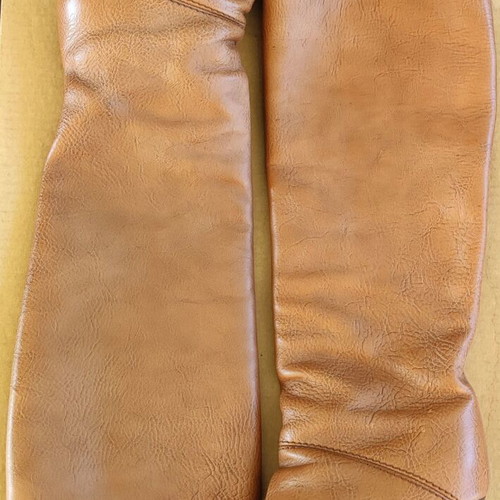 Dolce & Gabbana women's brown leather boots size 37 used