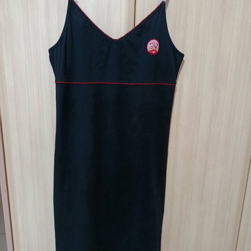 Disney dress size M used, black with adjustable straps