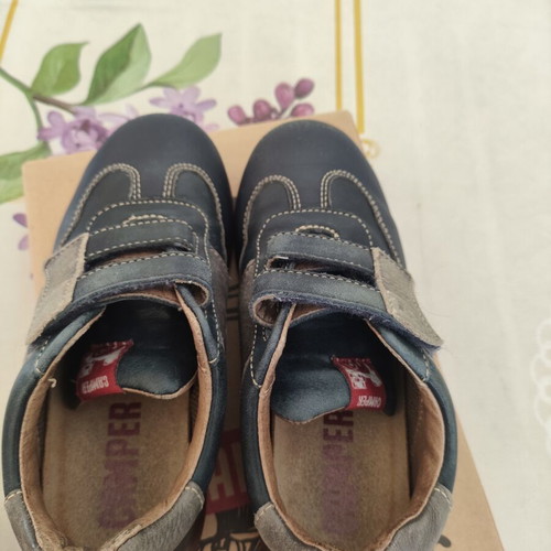 Camber kids shoes size 29 like new, blue and brown casual