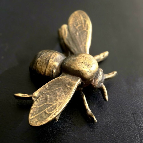 Bronze bee like new