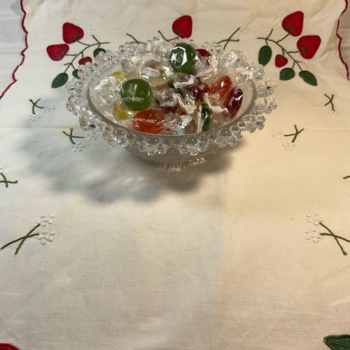 Italian crystal bowl like new for nuts and candies