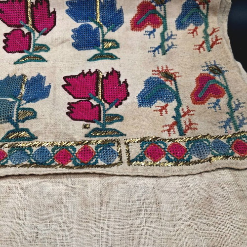 Traditional Chevres Antique with Handmade Embroidery (1.80 x 0.40 m)