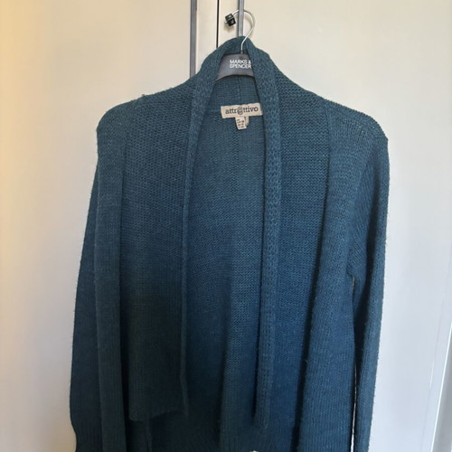Attrattivo cardigan medium green like new
