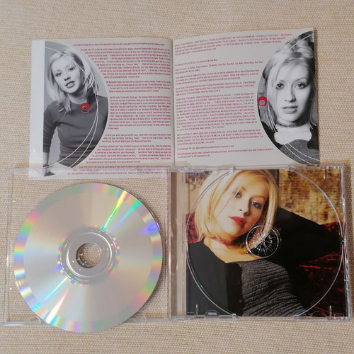 Christina Aguilera CD like new, pop debut album 1999