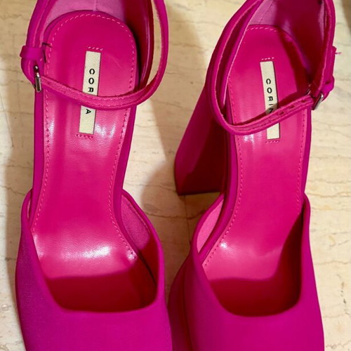 Corina summer pumps size 38 pink and purple like new