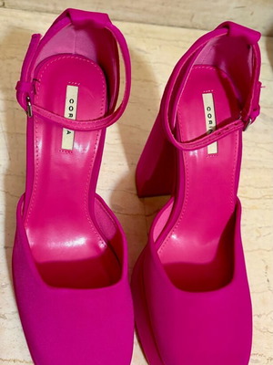 Corina summer pumps size 38 pink and purple like new
