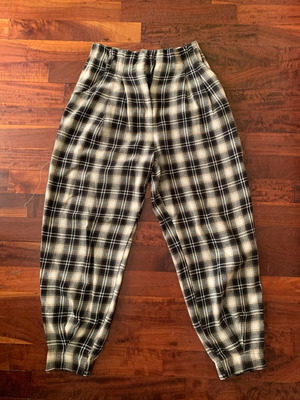 Zara γυναικείο παντελόνι balloon fit XS σαν καινούργιο, μαύρο και άσπρο