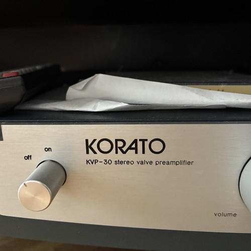 Preamp and amplifier like new