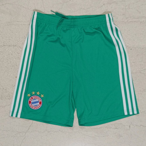 Bayern Munich goalkeeper shorts Adidas 2019 size S like new