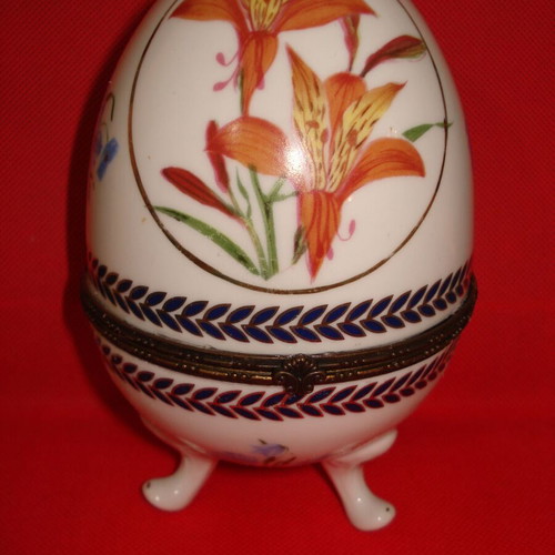 Limoges porcelain egg vintage used