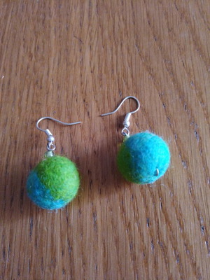 Pom Pom Earrings