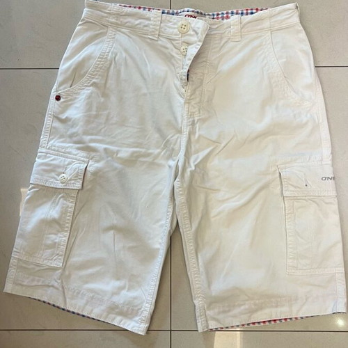 O’Neil Bermuda shorts size 30 white like new