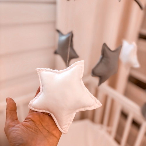 Baby mobile with stars like new, wind-up with music