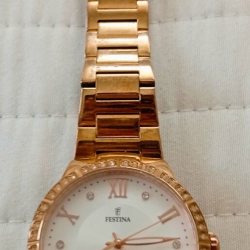 Festina women's watch with rose gold steel bracelet and zircon crystals
