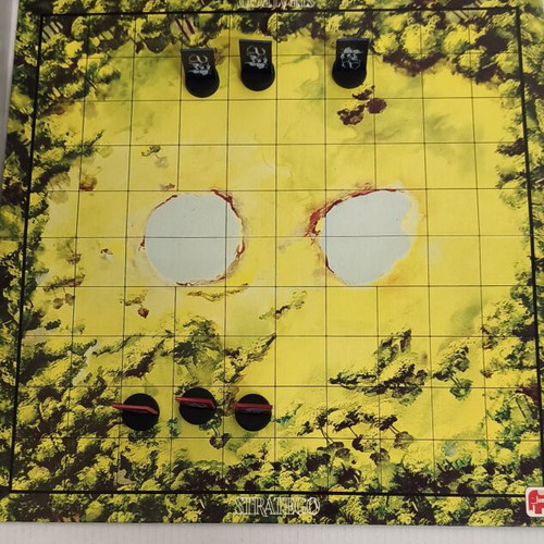 Stratego vintage board game 1983, like new