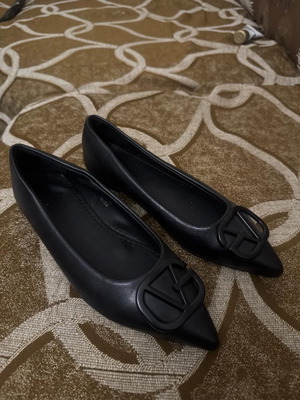 Women's black ballerina shoes size 36 like new