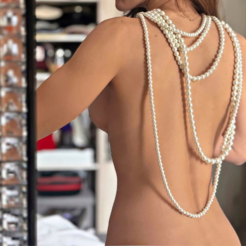 Long pearl necklace like new, white