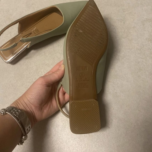 Vizzano leather flats new, with anti-slip sole, mint color