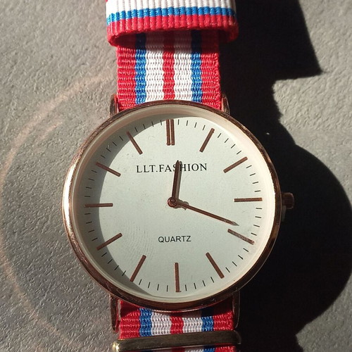LLT Fashion Quartz watch with NATO fabric strap, unisex