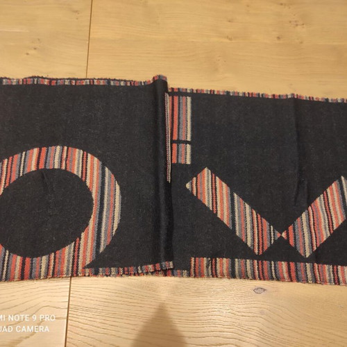 Kenzo authentic scarf 100% wool like new, multicolored