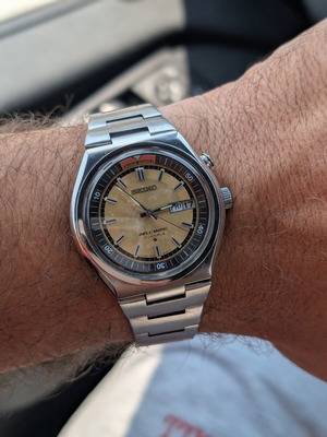 Seiko Bell Matic gold eye wristwatch like new