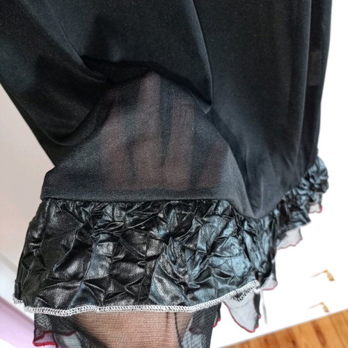 Babydoll lingerie black like new, sheer skirt, size M