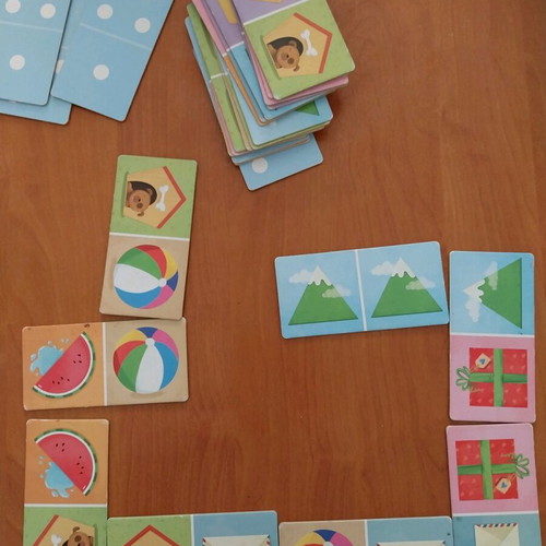 Domino game used, Psychogios editions, double-sided cards