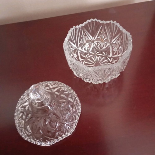 Crystal footed bowls new, set of two