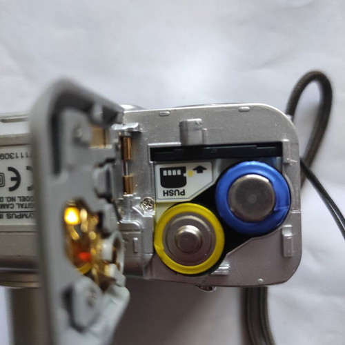 Olympus Camedia D-535 Zoom camera used