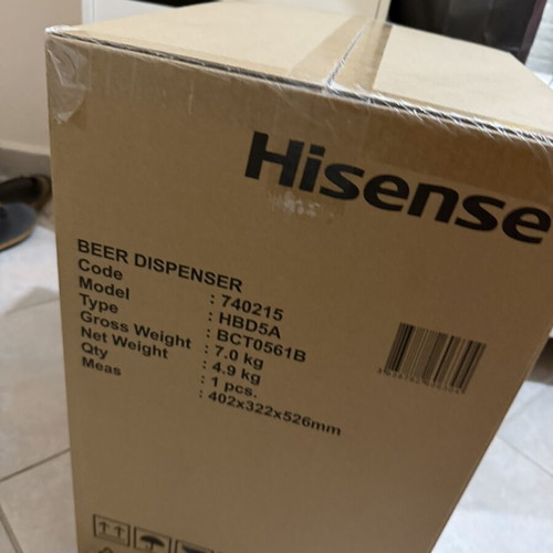 Beer dispenser Hisense like new