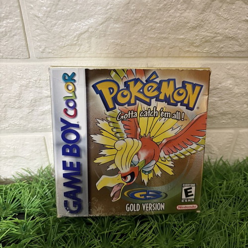 Pokémon Gold Game Boy Color used with box and manual