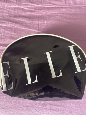 Toiletry bag like new