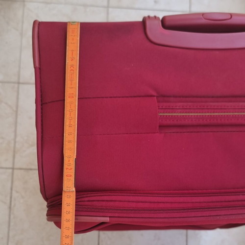 Delsey suitcase like new, red, 77x47x28 cm