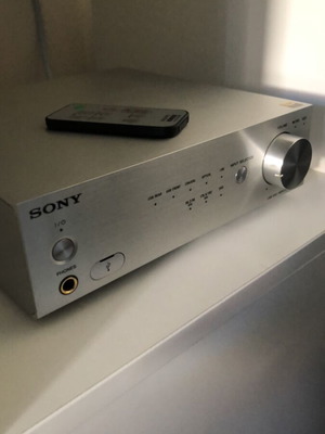 Sony UDA-1 DAC και ενισχυτής σαν καινούργιο