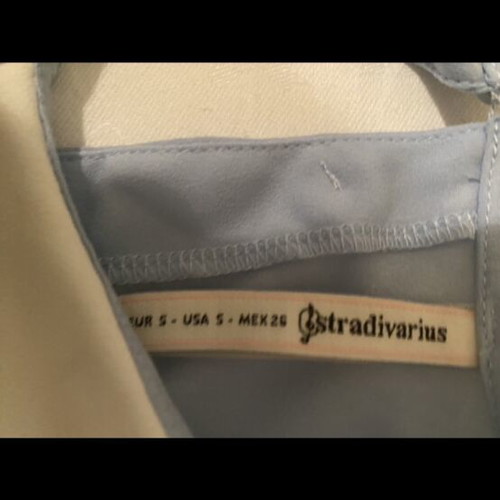 Stradivarius Sleeveless Floral Blouse with White Peter Pan Collar Size S like new