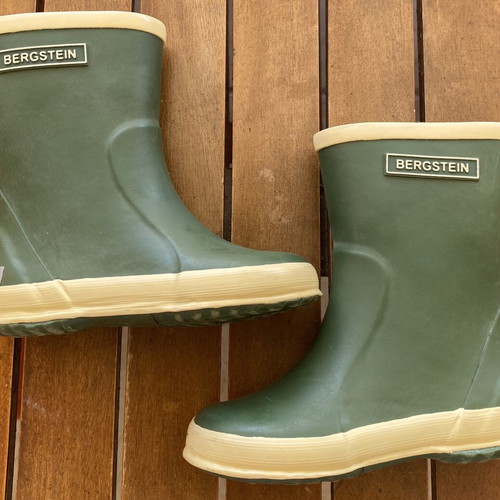 Bergstein children's shoes like new