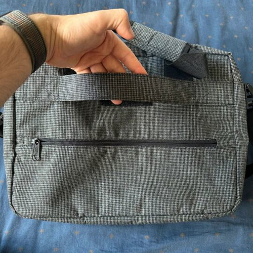 Τσάντα laptop γκρι σαν καινούργιο με πολλαπλές θήκες